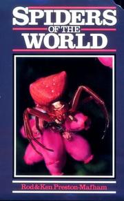 Spiders of the world  Cover Image